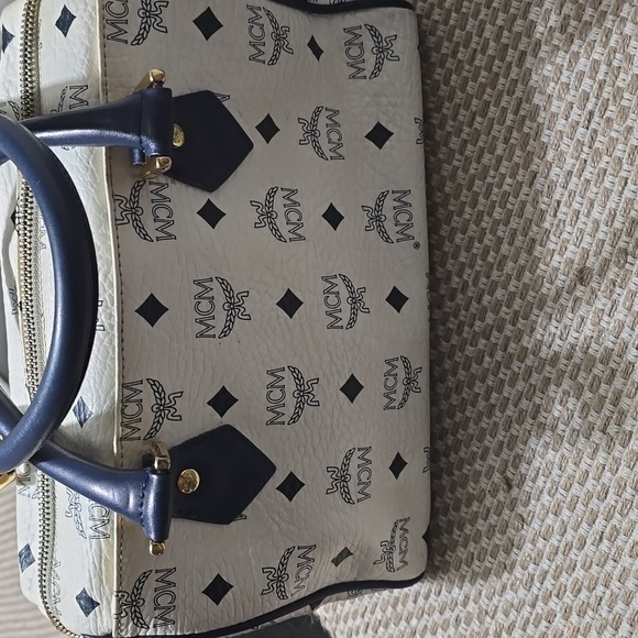 MCM Boston Monogram White Coated Canvas Bag - Picture 3 of 16